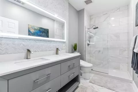 Bath - 4221 Passages Ln, Modesto, CA 95356 photo 1 of 4