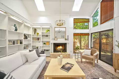 11 Park Sierra Ln, Sacramento, CA 95864