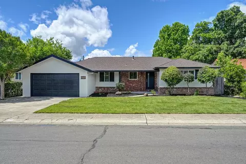5716 Lonsdale Dr, Sacramento, CA 95822