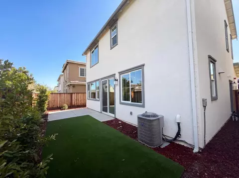 Exterior - 1789 Jade Pl, Tracy, CA 95377 photo 7 of 8
