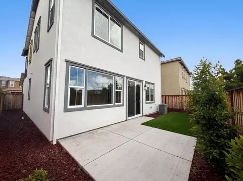 Exterior - 1789 Jade Pl, Tracy, CA 95377 photo 2 of 8