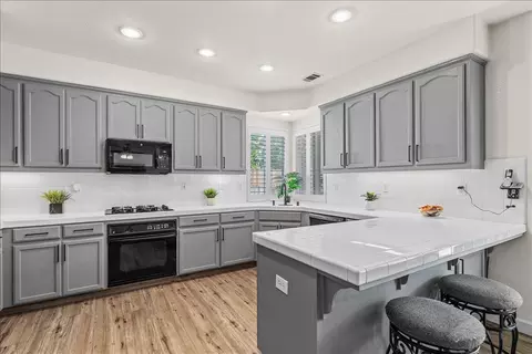 Kitchen - 1164 Silver Brook Pl, Manteca, CA 95337 photo 1 of 6