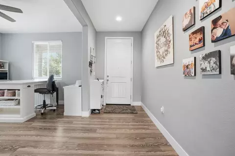 Entry Way - 1652 Cady Ln, Ripon, CA 95366 photo 1 of 8