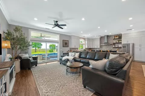 Living - 11320 Colony Rd, Wilton, CA 95693 photo 2 of 3