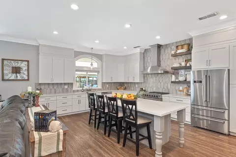 Kitchen - 11320 Colony Rd, Wilton, CA 95693 photo 1 of 9