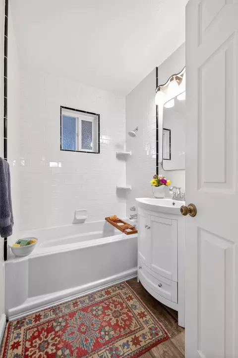 Bath - 3832 Henderson Way, Carmichael, CA 95608 photo 1 of 2