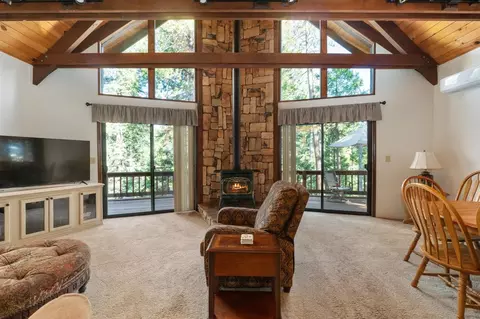 Living - 3650 Shoshone, Arnold, CA 95223 photo 3 of 8