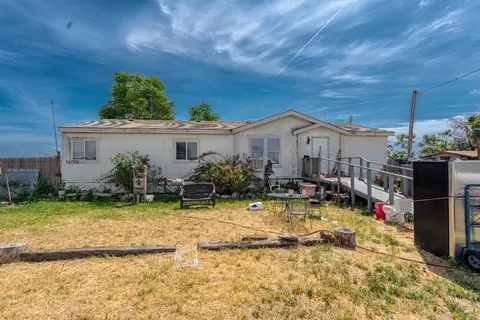 Exterior - 20867 Second Ave, Stevinson, CA 95374 photo 2 of 7