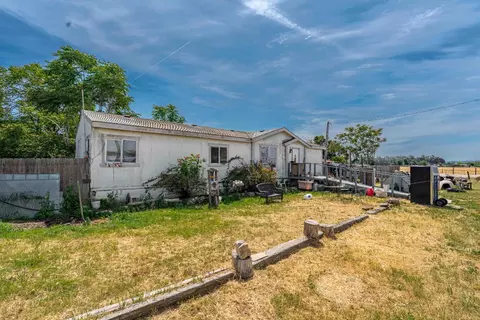 Exterior - 20867 Second Ave, Stevinson, CA 95374 photo 1 of 7