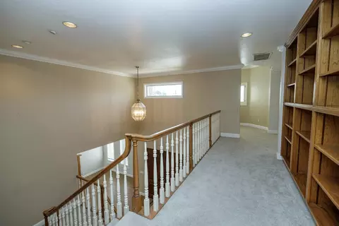 Entry Way - 2708 Lake Front Ct, Modesto, CA 95355 photo 5 of 5