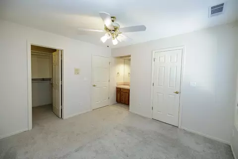Bedroom - 2708 Lake Front Ct, Modesto, CA 95355 photo 4 of 8