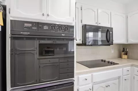 Kitchen - 1905 Ursini Ln, Modesto, CA 95355 photo 2 of 4