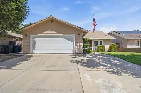Exterior - 1905 Ursini Ln, Modesto, CA 95355 photo 2 of 8