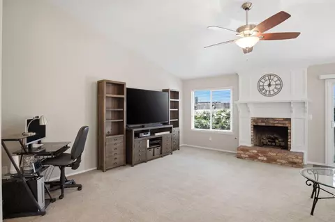Living - 1905 Ursini Ln, Modesto, CA 95355 photo 4 of 4