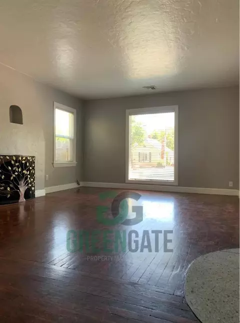 Living - 211 Virginia Ave, Modesto, CA 95354 photo 2 of 2