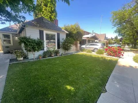 Exterior - 211 Virginia Ave, Modesto, CA 95354 photo 2 of 9