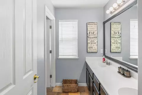 Entry Way - 1777 Daniel Dr, Ripon, CA 95366 photo 7 of 7