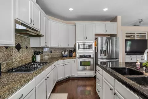 Kitchen - 1777 Daniel Dr, Ripon, CA 95366 photo 5 of 5