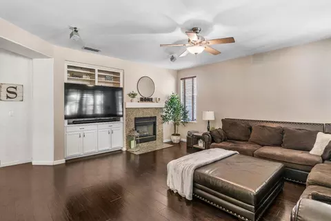 Living - 1777 Daniel Dr, Ripon, CA 95366 photo 2 of 2
