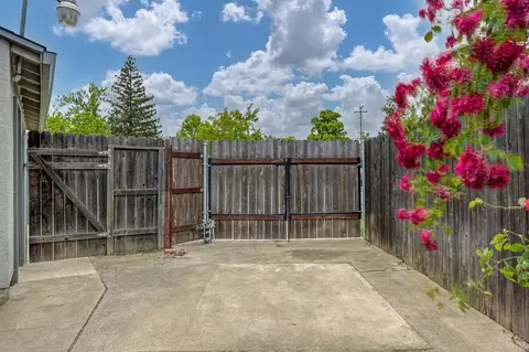 6200 Templeton Dr, Carmichael, CA 95608 photo 43