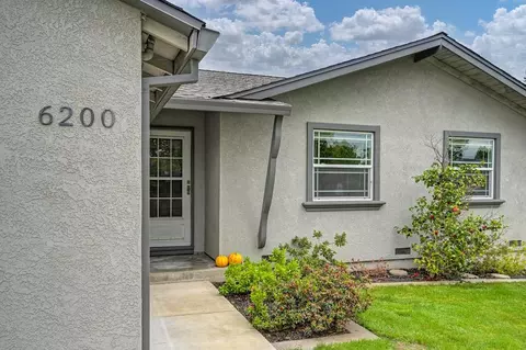 6200 Templeton Dr, Carmichael, CA 95608 photo 5