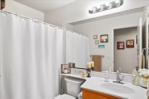 Bath - 840 N Central, Modesto, CA 95351 photo 1 of 2