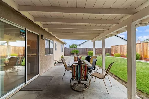 Exterior - 840 N Central, Modesto, CA 95351 photo 7 of 11