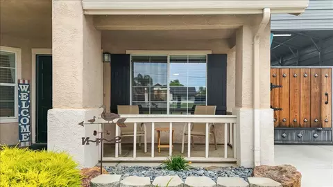 Exterior - 840 N Central, Modesto, CA 95351 photo 6 of 11