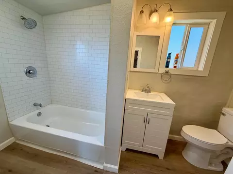 Bath - 2135 Pine St, Ceres, CA 95307 photo 1 of 1