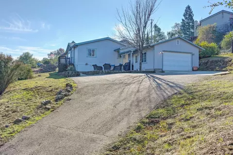 2541 Knollwood Dr, Cameron Park, CA 95682