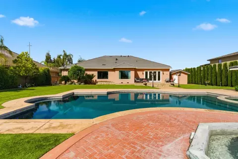 Exterior - 1418 Riverview Cir #E, Ripon, CA 95366 photo 10 of 16