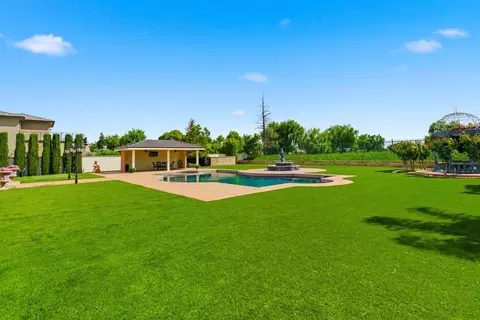 Exterior - 1418 Riverview Cir #E, Ripon, CA 95366 photo 13 of 16