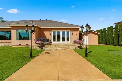 Exterior - 1418 Riverview Cir #E, Ripon, CA 95366 photo 14 of 16