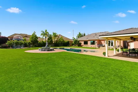 Exterior - 1418 Riverview Cir #E, Ripon, CA 95366 photo 8 of 16