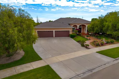 View/Area - 1418 Riverview Cir #E, Ripon, CA 95366 photo 4 of 18