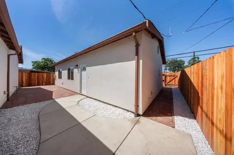 Exterior - 821 Nevada St, Manteca, CA 95337 photo 3 of 5