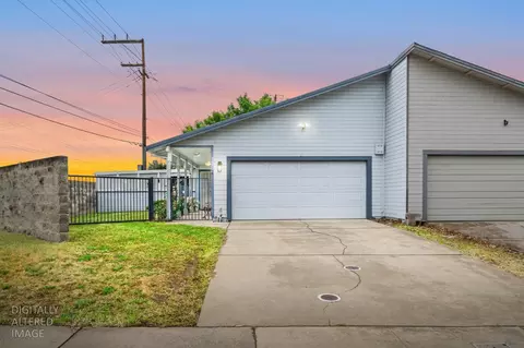 2 Cantina Ct, Sacramento, CA 95828