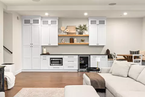 Living - 2022 Ritchie St, Folsom, CA 95630 photo 8 of 8