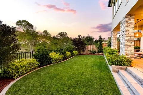 Exterior - 2022 Ritchie St, Folsom, CA 95630 photo 14 of 15