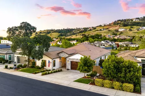 View/Area - 2022 Ritchie St, Folsom, CA 95630 photo 1 of 8