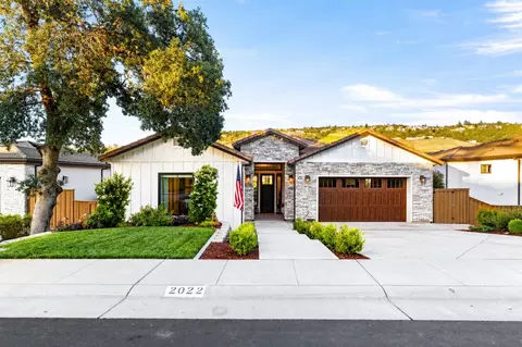 Exterior - 2022 Ritchie St, Folsom, CA 95630 photo 1 of 14