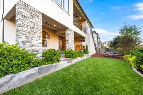 Exterior - 2022 Ritchie St, Folsom, CA 95630 photo 10 of 15