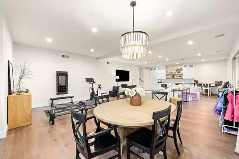 Dining - 2022 Ritchie St, Folsom, CA 95630 photo 3 of 3