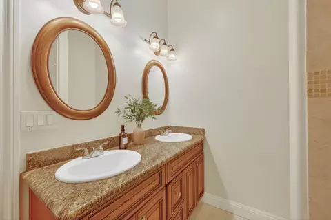 Bath - 3906 Brace Ranch Rd, Loomis, CA 95650 photo 8 of 9