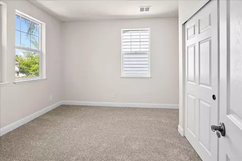 Bedroom - 1834 Meritt Dr, Tracy, CA 95304 photo 7 of 10