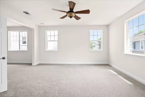 Living - 1834 Meritt Dr, Tracy, CA 95304 photo 5 of 6