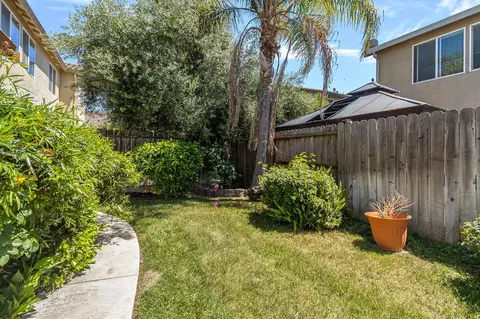 Exterior - 2412 Trident Dr, Modesto, CA 95355 photo 6 of 8