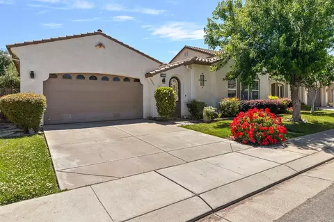 Exterior - 2412 Trident Dr, Modesto, CA 95355 photo 2 of 8
