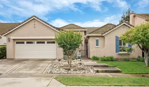 2088 Incline Dr, Lodi, CA 95242