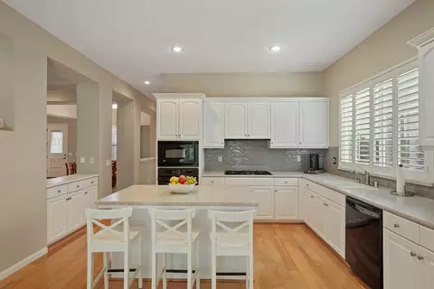 Kitchen - 2088 Incline Dr, Lodi, CA 95242 photo 1 of 5